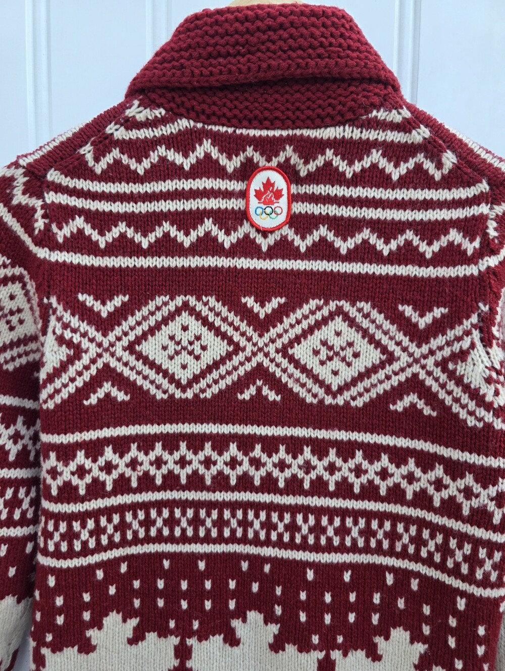 Hudson's Bay Company HBC Team Canada Olympic Cowichan Style Wool Cardigan Medium - Picture 10 of 11